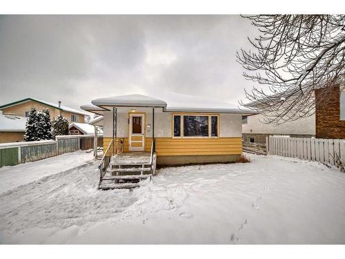 924 39 Street Sw, Calgary, AB - Outdoor