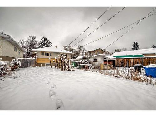 924 39 Street Sw, Calgary, AB - Outdoor