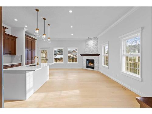 1638 42 Avenue Sw, Calgary, AB - Indoor Photo Showing Living Room With Fireplace