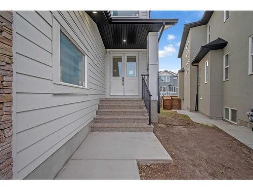 327 Kinniburgh Place, Chestermere, AB - Outdoor