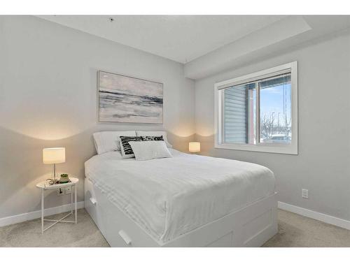 121-4 Sage Hill Terrace Nw, Calgary, AB - Indoor Photo Showing Bedroom