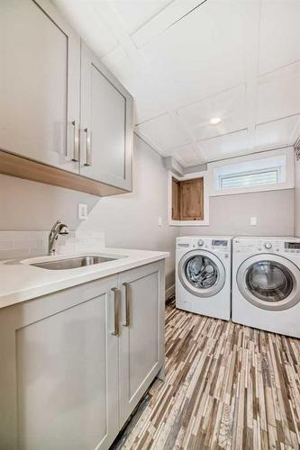 103 Waterloo Drive Sw, Calgary, AB - Indoor Photo Showing Laundry Room