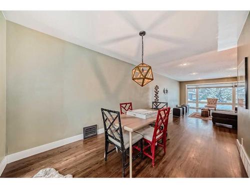 103 Waterloo Drive Sw, Calgary, AB - Indoor Photo Showing Dining Room