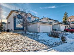 202 Hamptons Gardens NW Calgary, AB T3A 5X4