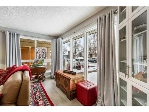 131 Shawcliffe Circle Sw, Calgary, AB - 