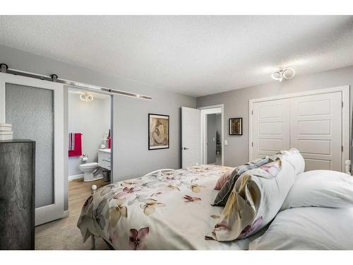 131 Shawcliffe Circle Sw, Calgary, AB - Indoor Photo Showing Bedroom