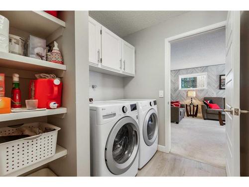 131 Shawcliffe Circle Sw, Calgary, AB - Indoor Photo Showing Laundry Room