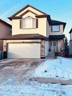 157 Everwoods Close SW Calgary, AB T2Y 4R6