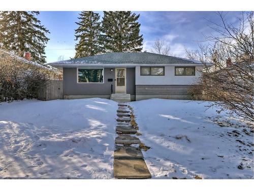 3515 42 Street Sw, Calgary, AB - Outdoor With Facade