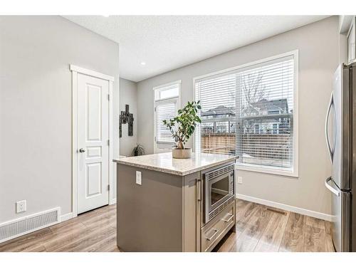 8113 Masters Boulevard Se, Calgary, AB - Indoor Photo Showing Kitchen