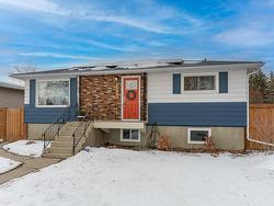 7231 22 Street SE Calgary, AB T2C 0W5