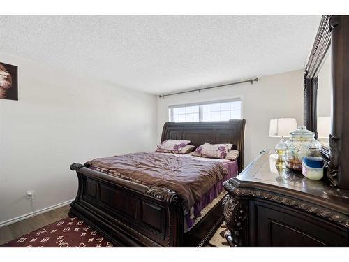 173 Coral Sands Place Ne, Calgary, AB - Indoor Photo Showing Bedroom