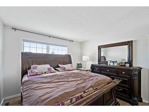 173 Coral Sands Place Ne, Calgary, AB - Indoor Photo Showing Bedroom