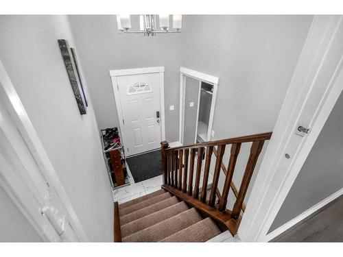 628 Maidstone Drive Ne, Calgary, AB - Indoor