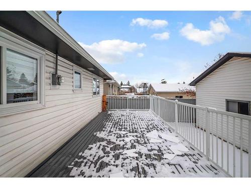 628 Maidstone Drive Ne, Calgary, AB - Outdoor