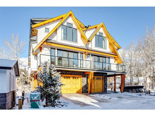 4 (Sw)-833 6Th Street, Canmore, AB - Outdoor With Deck Patio Veranda