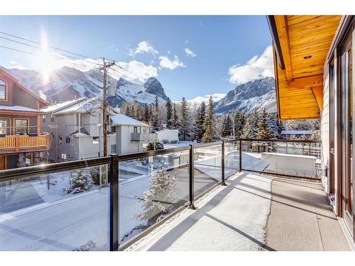 4 (Sw)-833 6Th Street, Canmore, AB - Outdoor