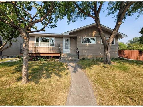 10216 Maplecreek Drive Se, Calgary, AB - Outdoor With Deck Patio Veranda