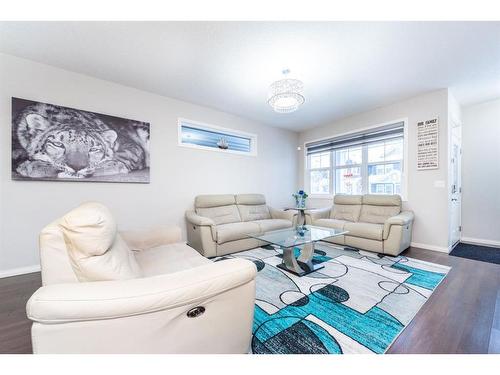 17 Red Embers Row Ne, Calgary, AB - Indoor Photo Showing Living Room