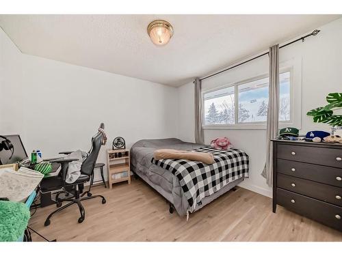 252 And 254 Midridge Place Se, Calgary, AB - Indoor Photo Showing Bedroom