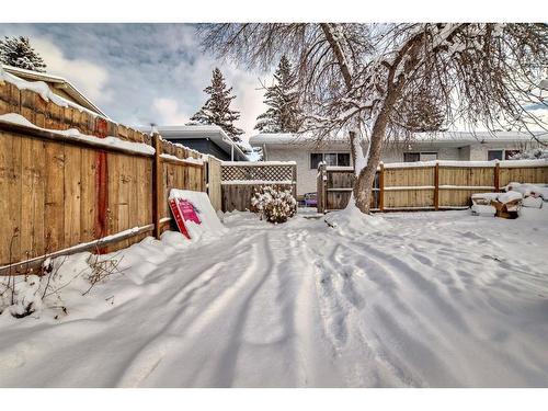 252 And 254 Midridge Place Se, Calgary, AB - Outdoor