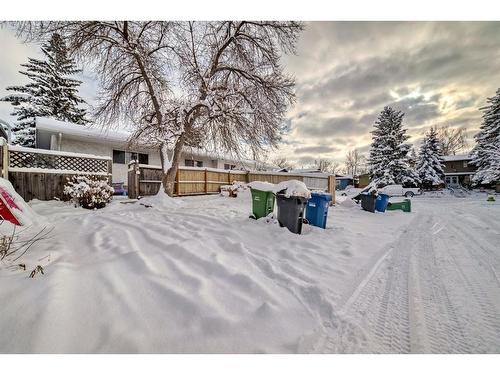 252 And 254 Midridge Place Se, Calgary, AB - Outdoor