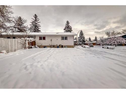 252 And 254 Midridge Place Se, Calgary, AB - Outdoor