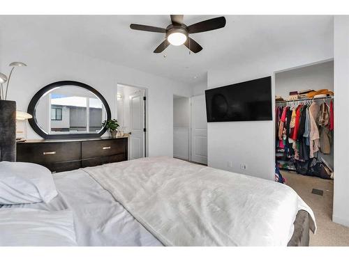 302 Corner Glen Circle Ne, Calgary, AB - Indoor Photo Showing Bedroom