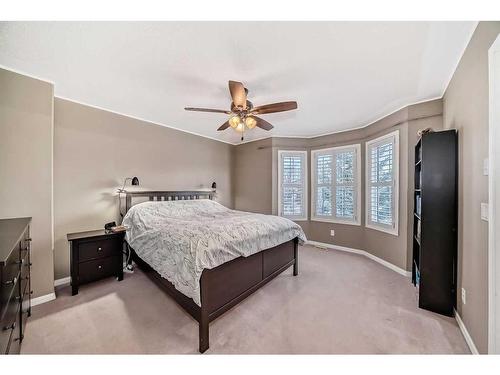 19 Mt Mckenzie Way Se, Calgary, AB - Indoor Photo Showing Bedroom