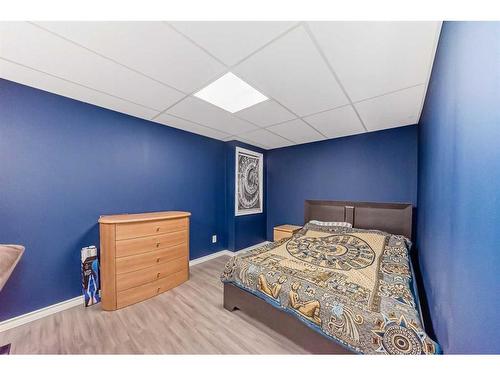 19 Mt Mckenzie Way Se, Calgary, AB - Indoor Photo Showing Bedroom