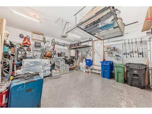 19 Mt Mckenzie Way Se, Calgary, AB - Indoor Photo Showing Garage