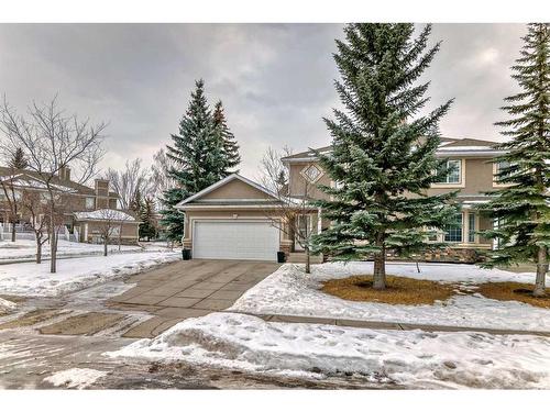 19 Mt Mckenzie Way Se, Calgary, AB - Outdoor