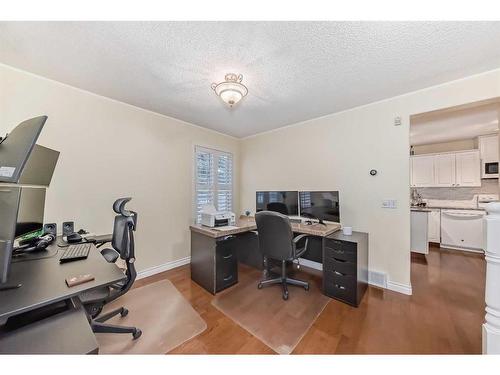 19 Mt Mckenzie Way Se, Calgary, AB - Indoor Photo Showing Office