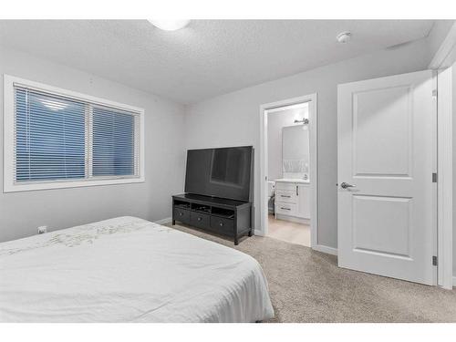 34 Cornerbrook Manor Ne, Calgary, AB - Indoor Photo Showing Bedroom