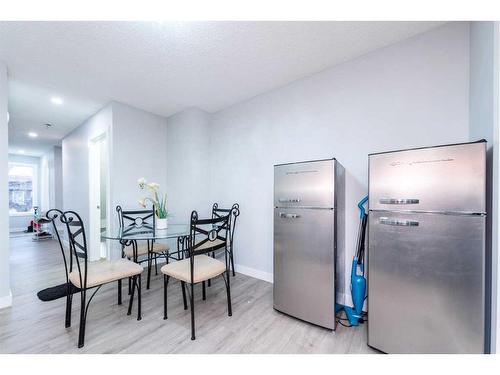 55 Templemont Drive Ne, Calgary, AB - Indoor Photo Showing Dining Room