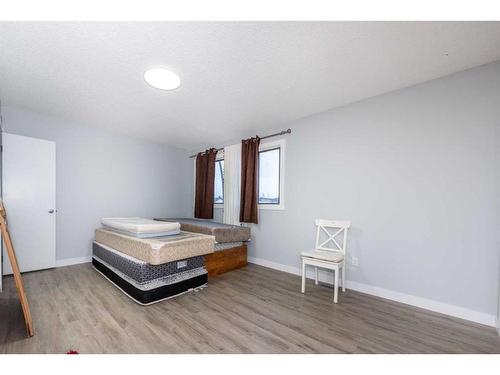 55 Templemont Drive Ne, Calgary, AB - Indoor Photo Showing Bedroom