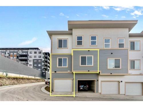 4-2117 81 Street Sw, Calgary, AB - Outdoor With Facade