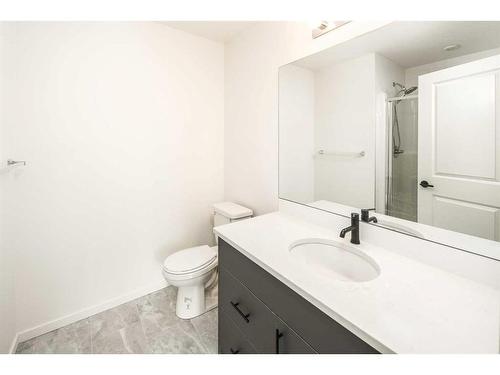 6307-15 Sage Meadows Landing Nw, Calgary, AB - Indoor Photo Showing Bathroom