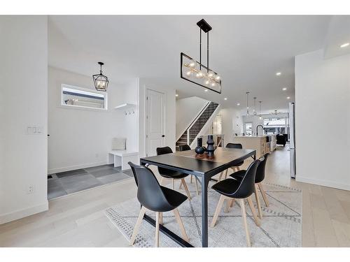 2326 26 Avenue Nw, Calgary, AB - Indoor Photo Showing Dining Room