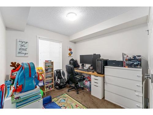 4101-755 Copperpond Boulevard Se, Calgary, AB - Indoor Photo Showing Office