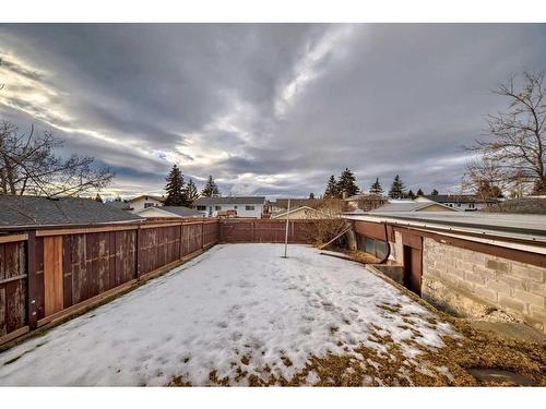 255 Rundleridge Drive Ne, Calgary, AB - Outdoor