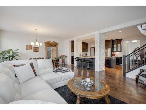 81 Auburn Meadows Crescent Se, Calgary, AB - Indoor Photo Showing Living Room