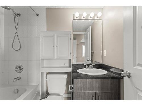 316-15 Saddlestone Way Ne, Calgary, AB - Indoor Photo Showing Bathroom