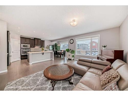 21 Sherwood Street Nw, Calgary, AB - Indoor Photo Showing Living Room