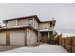 11313 30 Street SW Calgary, AB T2W 3Z6