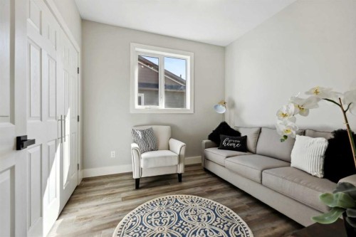 6-610 4 Avenue Sw, Sundre, AB - Indoor Photo Showing Living Room