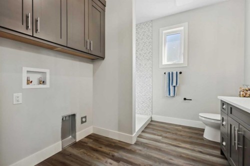 6-610 4 Avenue Sw, Sundre, AB - Indoor Photo Showing Bathroom