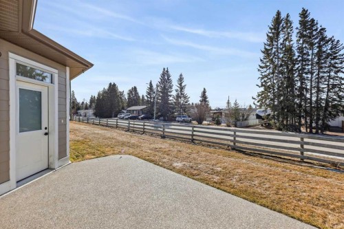 6-610 4 Avenue Sw, Sundre, AB - Outdoor