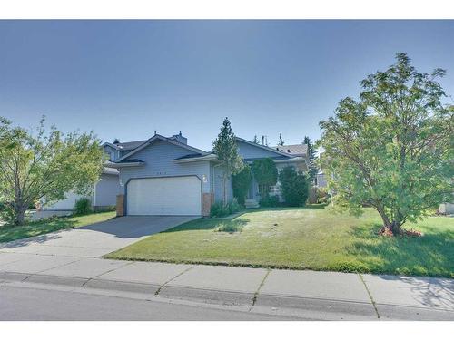 9029 21 Street Se, Calgary, AB - Outdoor