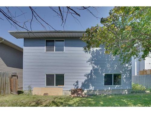 9029 21 Street Se, Calgary, AB - Outdoor